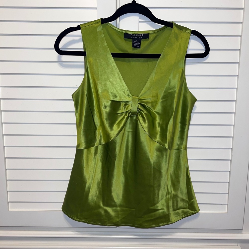 100% Silk V-Neck Top Chartreuse Green Small Sleeveless.